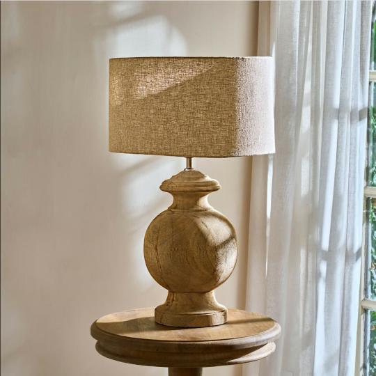 klasszikus fa asztali lampa elegans polgari mediterran country provence provanszi len mangofa lampaernyo haloszoba nappali olvasolampa vilagitas rusztikus videk balaton nyaralo lameridiana.jpg